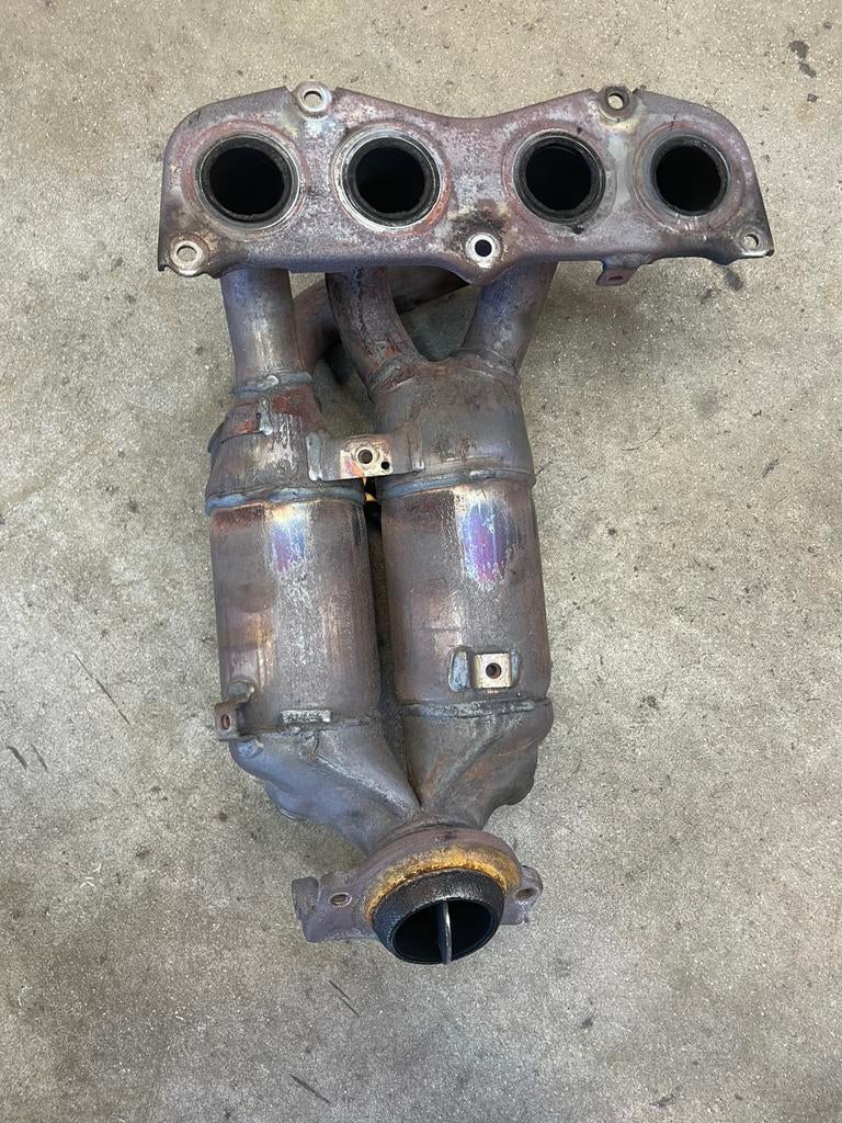 Toyota avansis katalizator, Ophalen of Verzenden, Gebruikt, Toyota