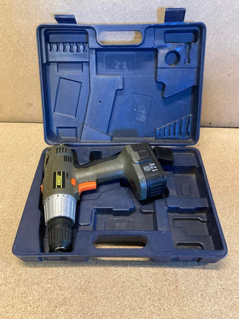 Accuschroefmachine Kinzo 25c930 niet compleet, Ophalen, Gebruikt, Variabele snelheid, Boor- en Schroefmachine