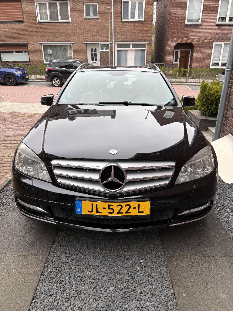 Mercedes-Benz C-Klasse 2.2 CDI C220 Avantgarde AUT 8-2010, Auto's, Automaat, Achterwielaandrijving, 1800 kg, Beige