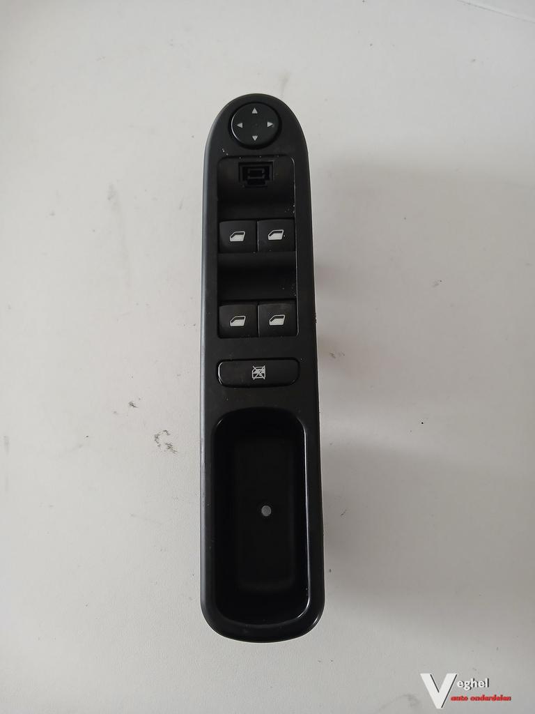 Peugeot 307 SW 2.0/16v auto. Raamschakelaar LV '04, Auto-onderdelen, Dashboard en Schakelaars, Gebruikt, -, -, Ophalen of Verzenden