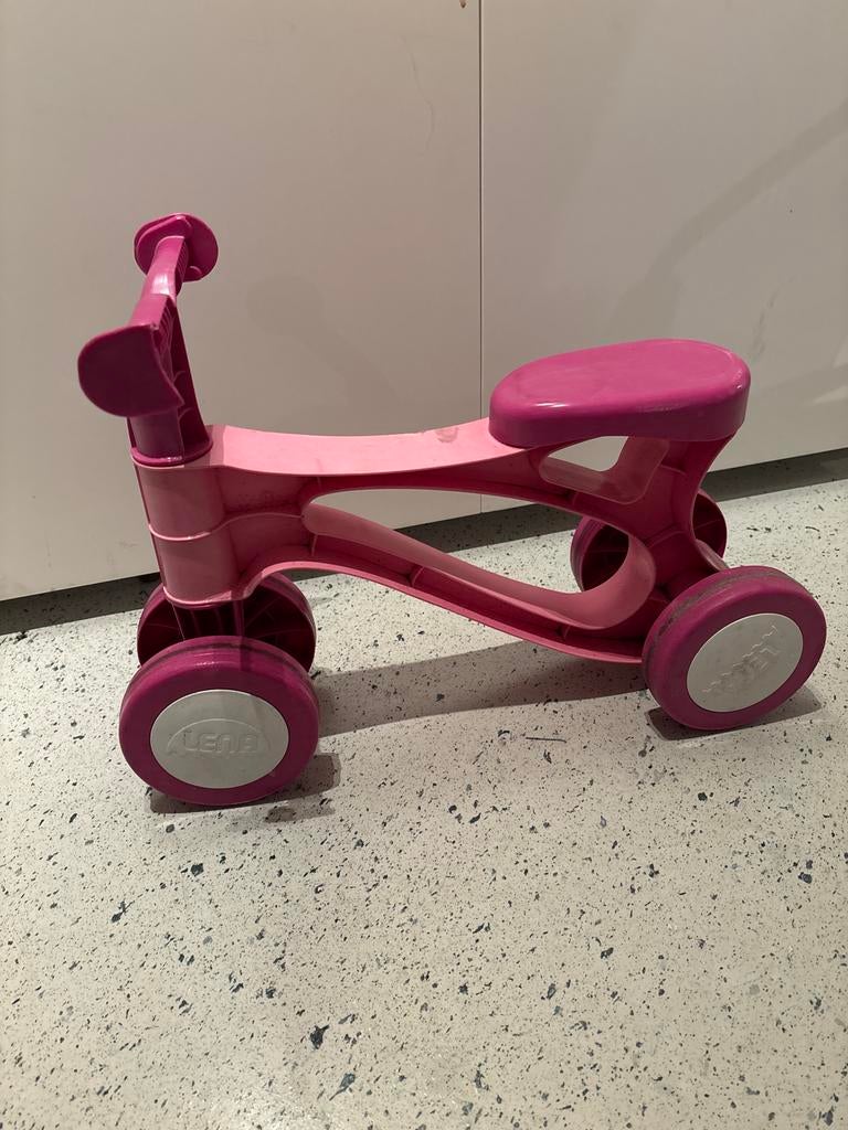 Lena loopfiets roze - Perfect voor de eerste stapjes!, Ophalen, Gebruikt, Loopfiets