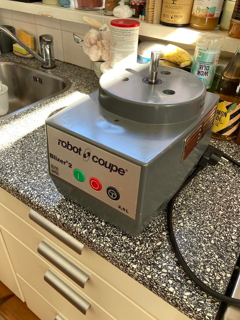 Robot coupe blixer 2, 4 liter of meer, Ophalen of Verzenden, Gebruikt, 3 snelheden of meer