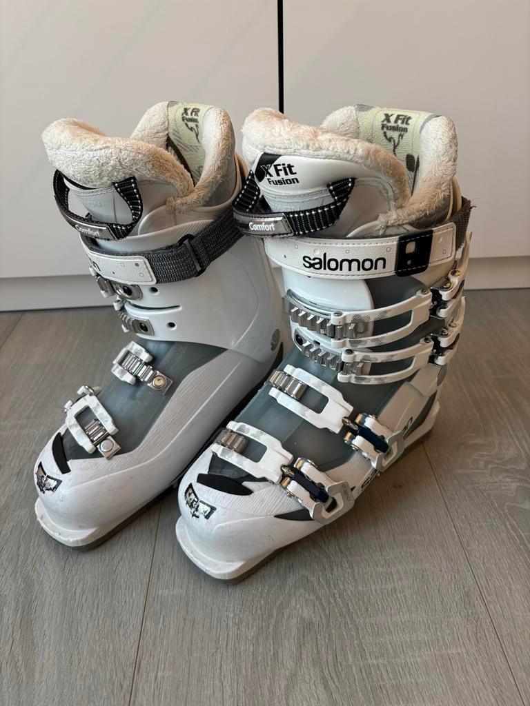 Mooie Salomon skischoenen maat 24, Ophalen, 140 tot 160 cm, Gebruikt, Schoenen