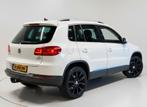 Volkswagen Tiguan 1.4 TSI 150PK Sport&Style Carplay|Trekhaak, Voorwielaandrijving, Euro 5, 15 km/l, Zwart