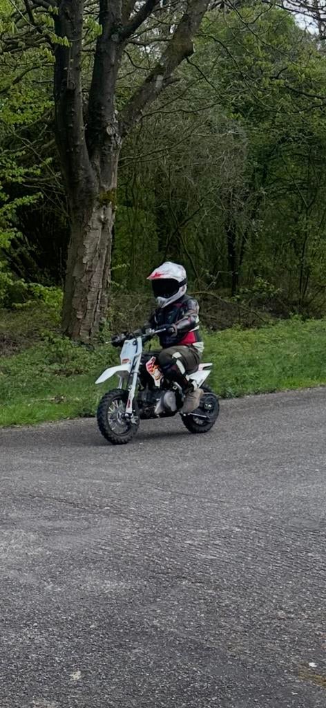 Mini Motorcross -YCF 50a 2021 4t, Fietsen en Brommers, Minibikes, Midibikes en Pitbikes, Ophalen of Verzenden, Zo goed als nieuw