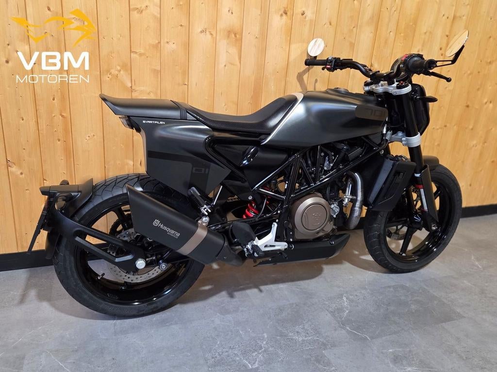 HUSQVARNA Svartpilen 701 Svartpilen-701 Vitpilen, Motoren, Motoren | Husqvarna, 693 cc, Motorrijbewijs A, Bedrijf, Onbekend