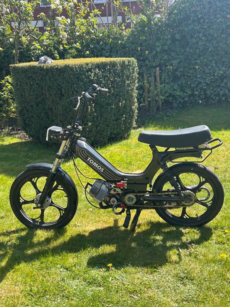 Tomos a35 65cc opknapper, Fietsen en Brommers, Ophalen, Zo goed als nieuw, Standard