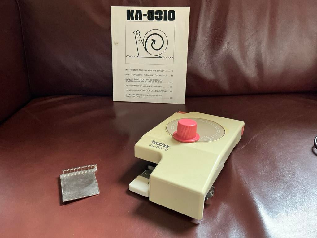 Brother KA8310 linker overzetslede, Ophalen of Verzenden, Gebruikt, Breien, Machine