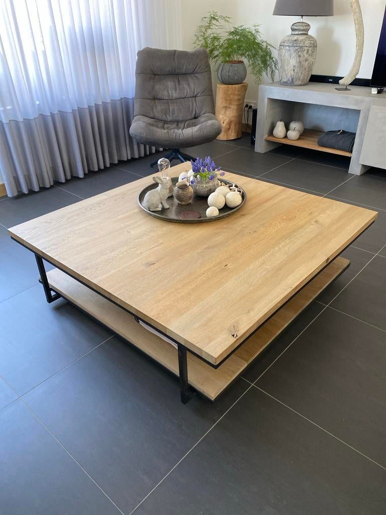 Massief eiken salontafel Bart van Bekhoven, Ophalen, 100 tot 150 cm, Zo goed als nieuw, Minder dan 50 cm
