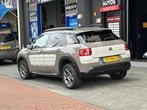 Citroen C4 Cactus 1.2 PureTech Shine Navi Camera Pano, Auto's, Citroën, Voorwielaandrijving, Euro 5, Stof, Gebruikt