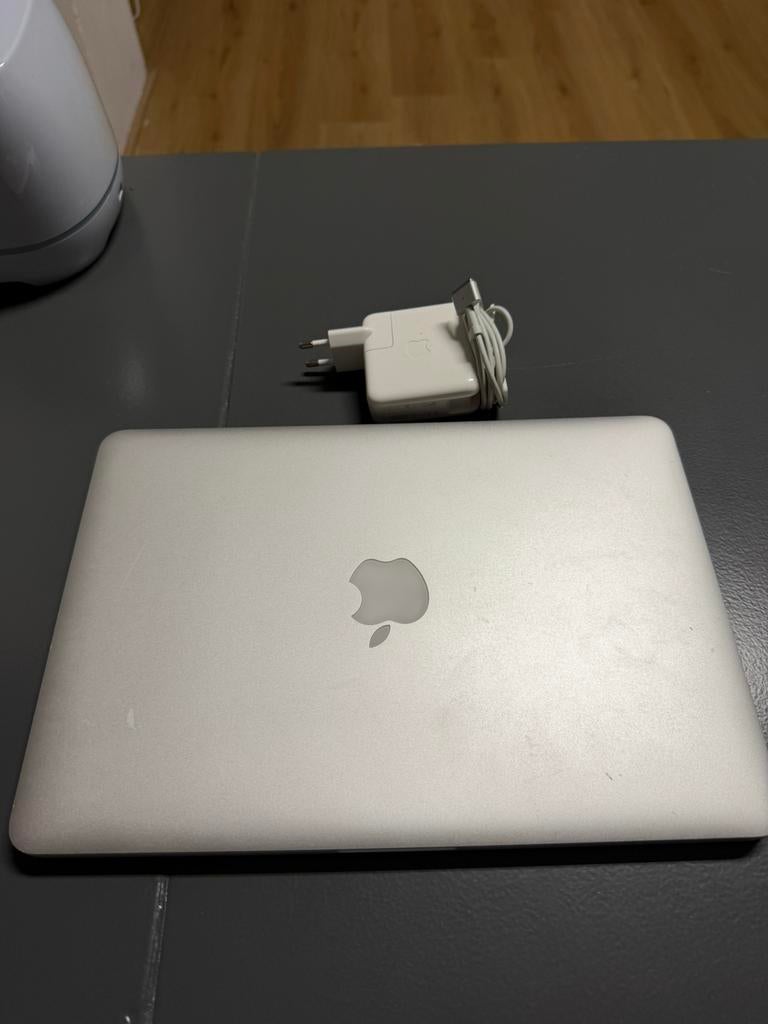Macbook pro 13 inch 2015, MacBook Pro, 256 GB, 2 tot 3 Ghz, Qwerty