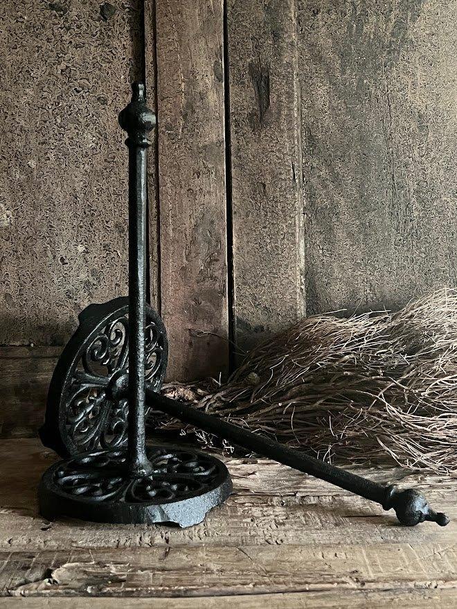 Gietijzeren keukenrolhouder, Huis en Inrichting, Keuken | Keukenbenodigdheden, Nieuw, Ophalen of Verzenden