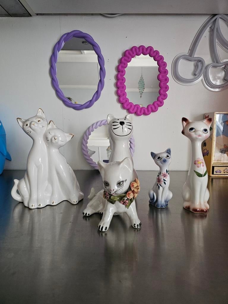 Set van katten beeldjes, Verzamelen, Dierenverzamelingen, Ophalen of Verzenden, Zo goed als nieuw, Hond of Kat, Beeldje of Figuurtje