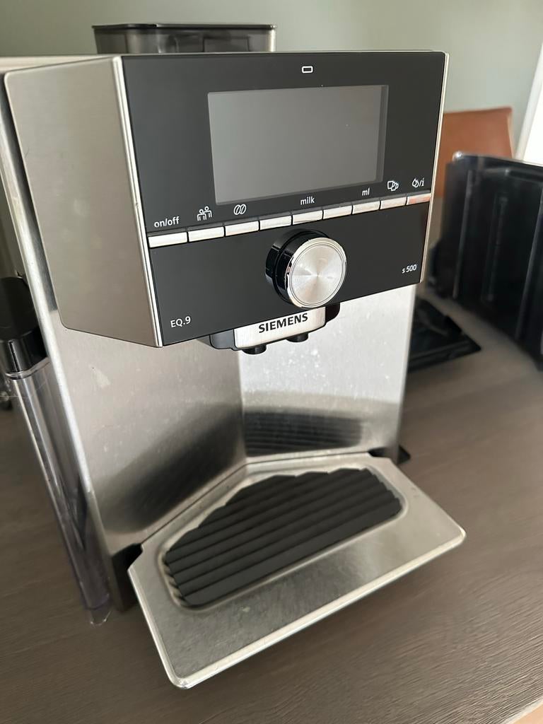 Siemens EQ.9 S500 volautomatische espressomachine, Afneembaar waterreservoir, Gebruikt, Koffiemachine, Koffiebonen