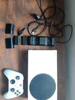 Xbox Series S met oplaadstation en 1 controller, Spelcomputers en Games, Ophalen