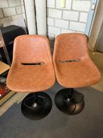2 barkrukken, Ophalen, 60 tot 90 cm, Leer, Zo goed als nieuw