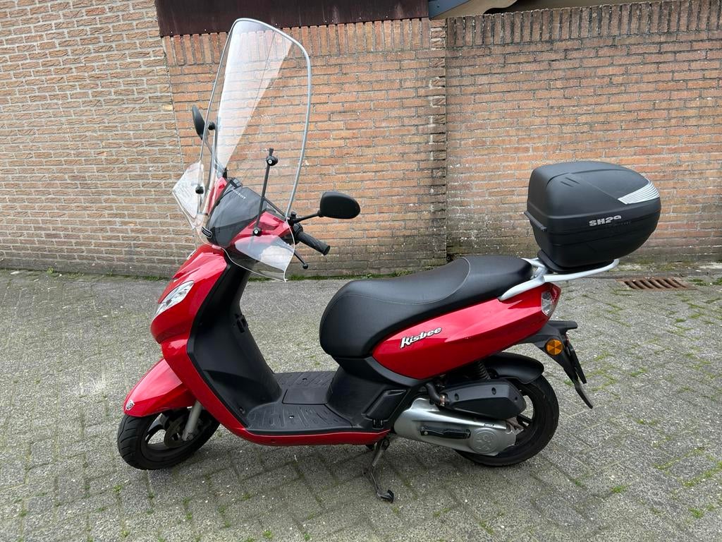 Mooie PEUGEOT SCOOTER KISBEE, Fietsen en Brommers, Snorfietsen en Snorscooters, Ophalen, Gebruikt, Benzine, Peugeot