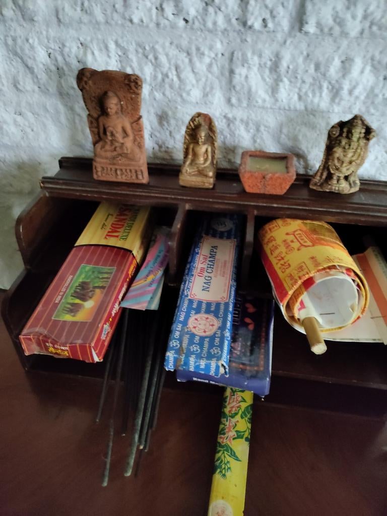 Antiek wierrook kastje met vakken, Antiek en Kunst, Ophalen of Verzenden