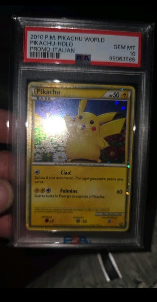 Pikachu world collection 2010 promo italian psa 10, Hobby en Vrije tijd, Verzamelkaartspellen | Pokémon, Ophalen of Verzenden