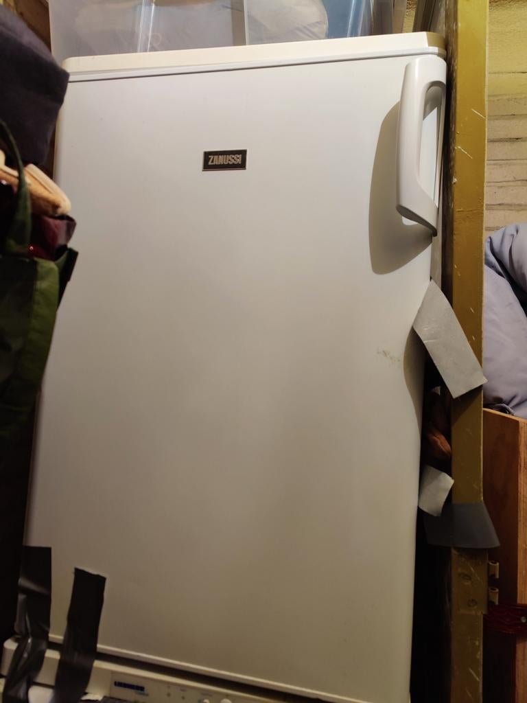 Koelkast fridge, Witgoed en Apparatuur, Ophalen, Minder dan 60 cm, 160 cm of meer