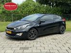 Kia pro_cee'd 1.4 CVVT Navigator Plus Pack Airco Cruise Nett, Voorwielaandrijving, Euro 5, Emergency brake assist, 4 cilinders