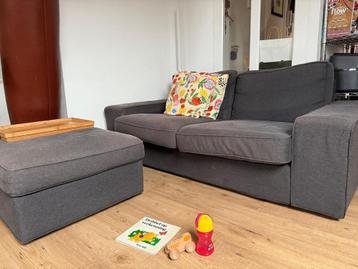 Ikea Bank met Hocker - Grijs Stof - afbeelding 1