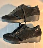 Mobils. Nieuwe dames sneakers met lakleer en suède mt 6,5, Ophalen of Verzenden, Nieuw, Zwart, Sneakers of Gympen