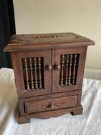 Handgemaakt houten juwelenkastje met snijwerk (vintage), Ophalen of Verzenden