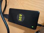 Battery charger acculader 36v, Ophalen of Verzenden, Zo goed als nieuw