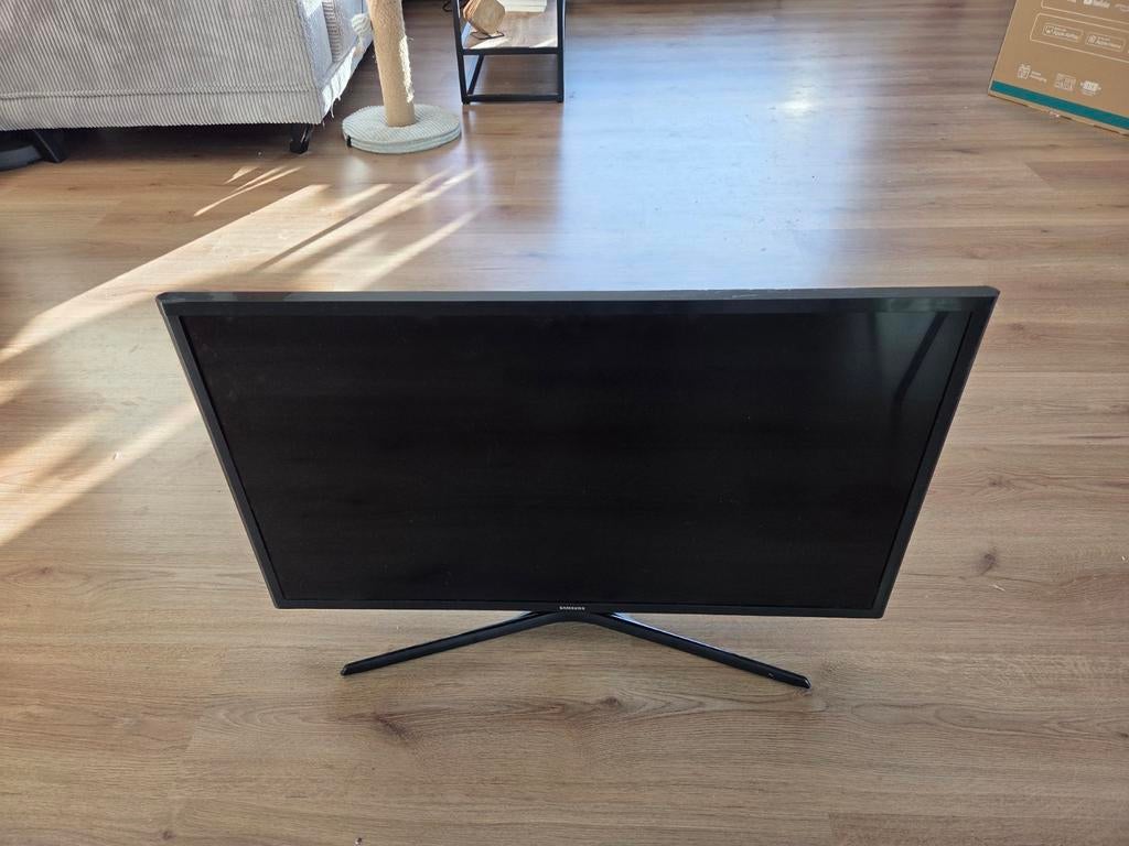 Samsung T32H39OFEV Scherm - Gebruikt, Huis en Inrichting, Kachels, Gebruikt, Overige soorten, Elektrisch, Ophalen of Verzenden