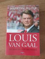 Louis van Gaal - de man en zijn methode - Maarten Meijer, Ophalen of Verzenden, Gelezen, Balsport