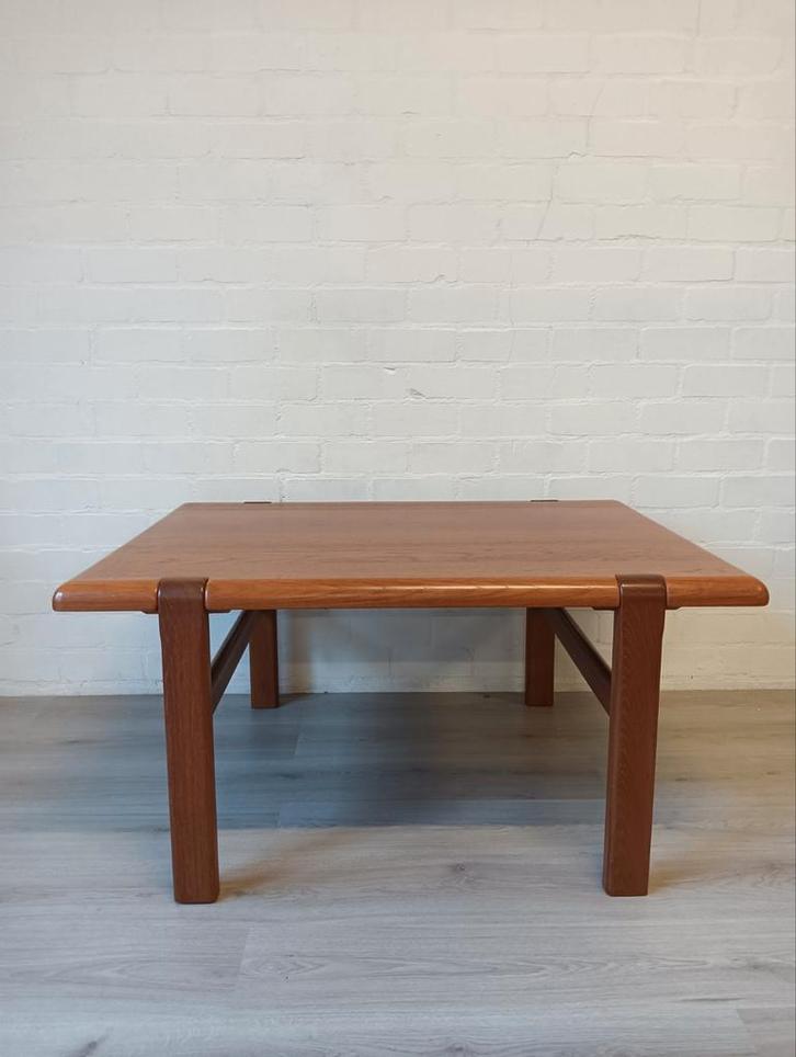 Vintage Teak Salontafel, massief. Niels Bach, Antiek en Kunst, Antiek | Meubels | Tafels, Ophalen