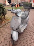 La Souris bromscooter 2019 - nette staat!, Ophalen, Maximaal 45 km/u, Zo goed als nieuw, Benzine