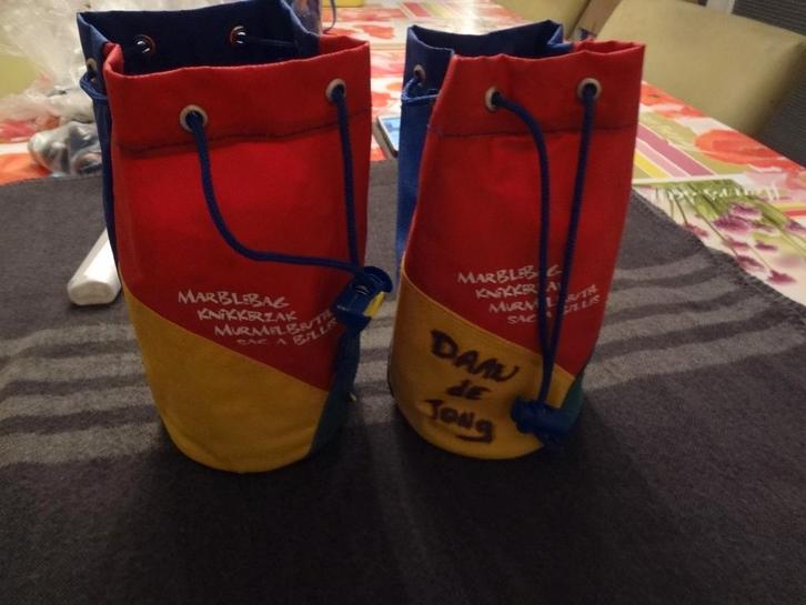 2 knikkerzak, knikkertas en losse knikkers, zie foto`s, Kinderen en Baby's, Speelgoed | Buiten | Los speelgoed, Zo goed als nieuw