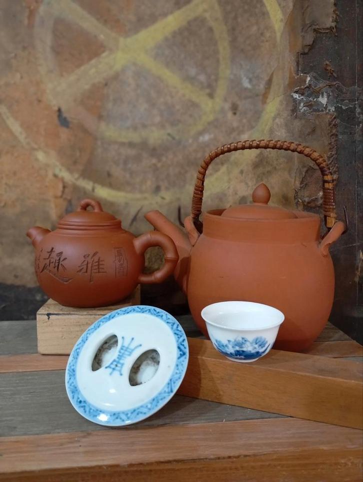 Yixing Theepotten, Kop en Deksel - PRC & Qing, Antiek en Kunst, Antiek | Keramiek en Aardewerk, Ophalen of Verzenden