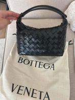 Bottega Veneta Wallace, Ophalen, Zo goed als nieuw, Zwart