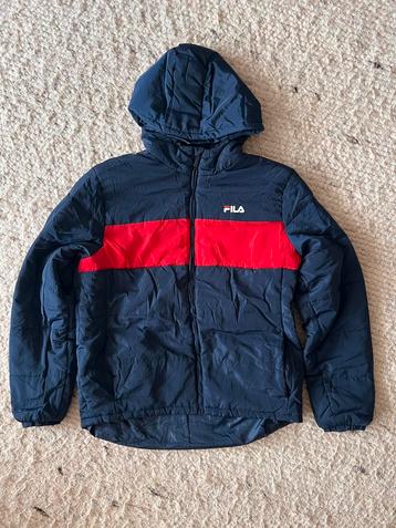 FILA Herenjas Maat L - Navy/Rood, Goede Staat beschikbaar voor biedingen