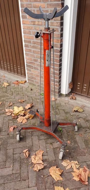 garage toebehoren  beschikbaar voor biedingen
