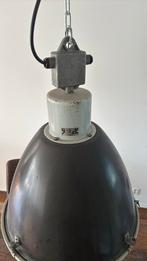 Industriële Vintage Fabriekslamp, Huis en Inrichting, Ophalen, Gebruikt, Metaal, 50 tot 75 cm