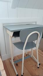 Schooltafel en stoel voor kinderen, Kinderen en Baby's, Kinderkamer | Tafels en Stoelen, Ophalen, Gebruikt, Tafel(s) en Stoel(en)