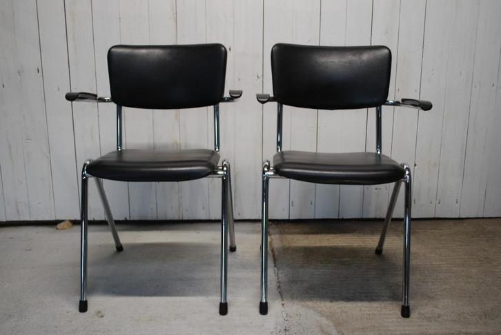 Vintage buisframestoelen jaren '70 Gispen, Huis en Inrichting, Stoelen, Gebruikt, Twee, Metaal, Overige materialen, Zwart, Ophalen