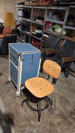 Vintage Werkplaats Stoel & Mobiele ziekenhuis kast, Ophalen, Gebruikt, Blauw, Eén