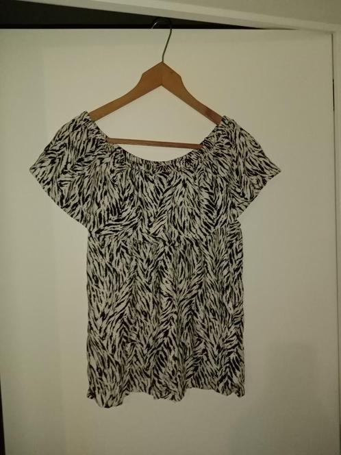 Zeeman zwart witte top maat 44, Kleding | Dames, Tops, Zo goed als nieuw, Maat 42/44 (L), Zwart, Zonder mouw, Ophalen of Verzenden