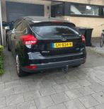 Ford Focus 1.0 Ecoboost 92KW 5D 2015 Zwart, Auto's, 65 €/maand, 125 pk, Zwart, Origineel Nederlands