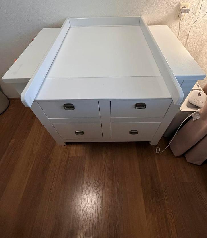 Commode, Kinderen en Baby's, Kinderkamer | Commodes en Kasten, Gebruikt, Commode, 90 tot 105 cm, 75 tot 100 cm, 50 tot 70 cm, Voetruimte