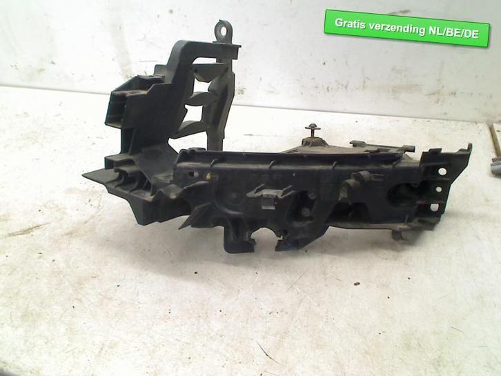 KOPLAMP HOUDER LINKS Audi Q5 (8RB) (8R0805607), Auto-onderdelen, Verlichting, Audi, Gebruikt