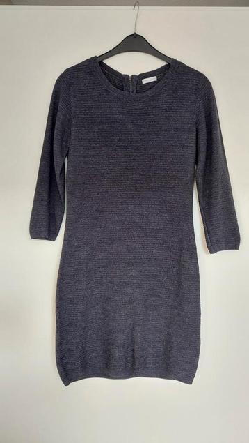 Grijze jurk Jaqueline de Yong driekwart mauw maat L beschikbaar voor biedingen