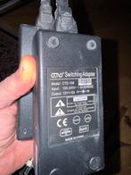 12V 5A Adapter met 4 uitgangen - 2 beschikbaar, Ophalen of Verzenden, Gebruikt