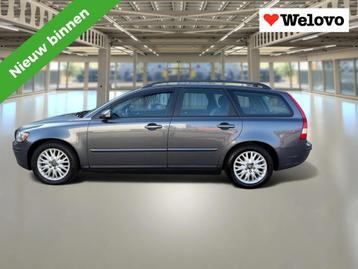 Volvo V50 2.4i Summum Automaat/Trekhaak Rijklaar met garanti beschikbaar voor biedingen