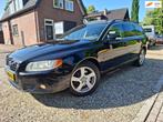 Volvo V70 2.0 D3 automaat Summum nwe APK+beurt leder dakje e, Auto's, Volvo, Euro 5, Gebruikt, Zwart, Diesel